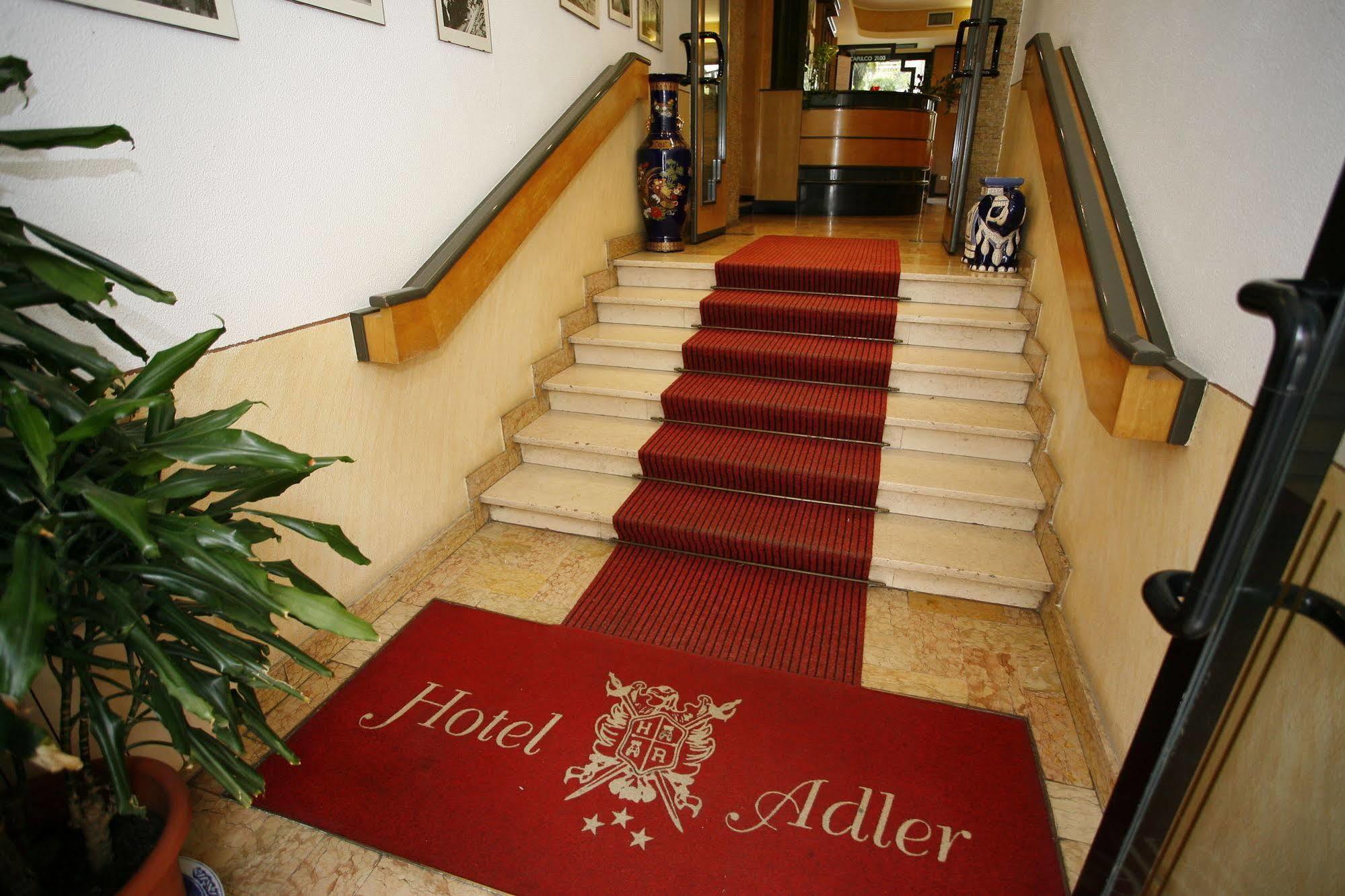 Hotel Adler Милан Экстерьер фото